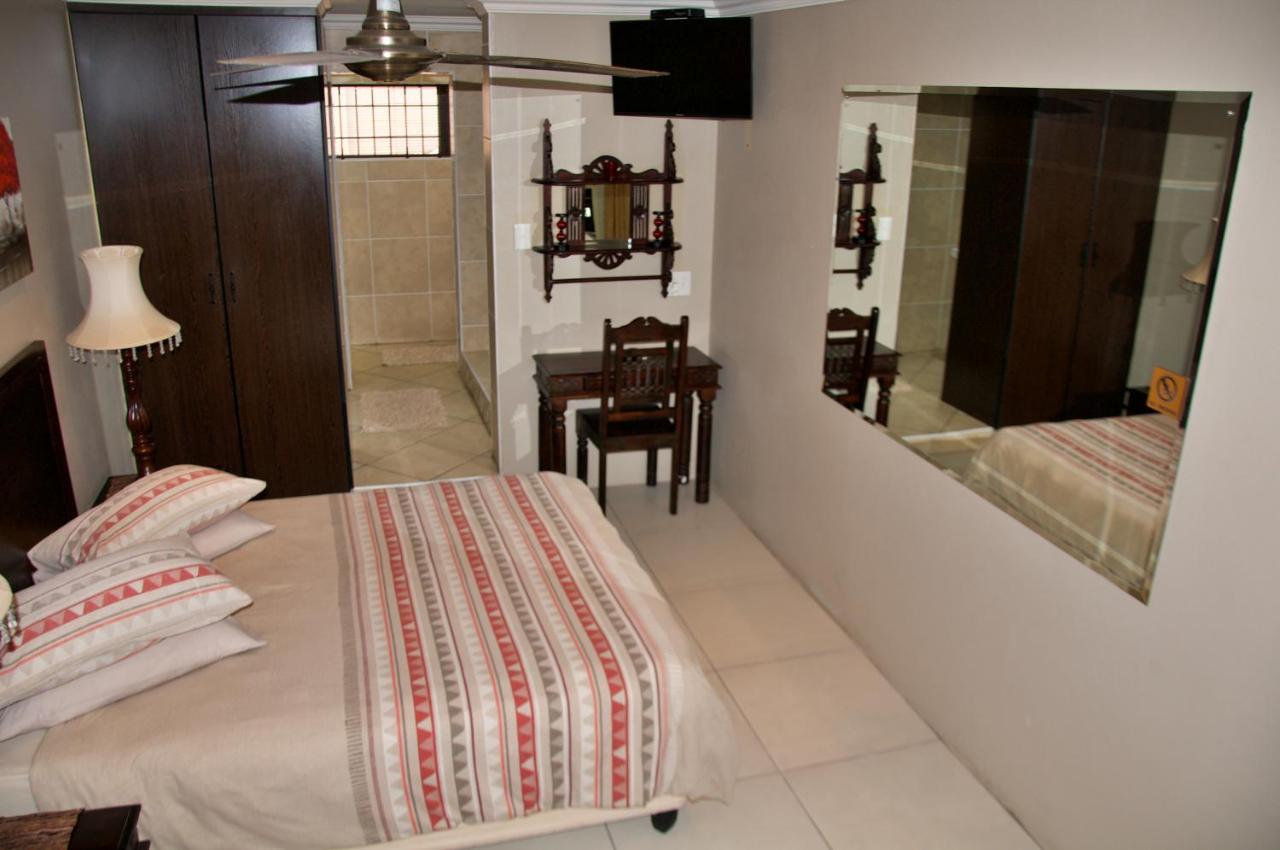 Mi Casa Guest House Uitenhage Екстериор снимка