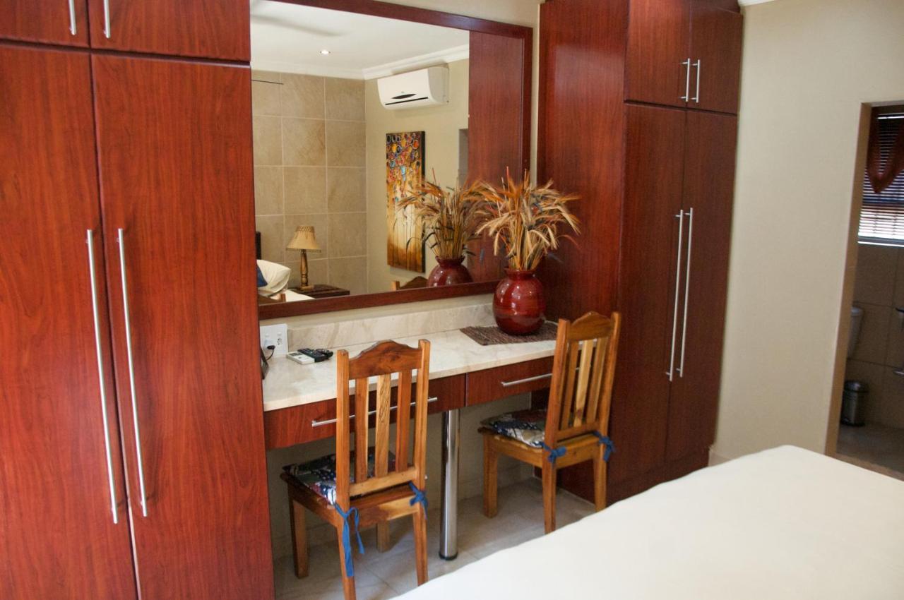 Mi Casa Guest House Uitenhage Екстериор снимка