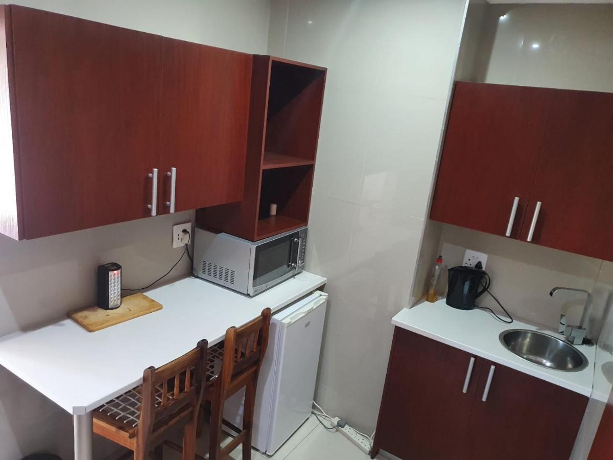 Mi Casa Guest House Uitenhage Екстериор снимка